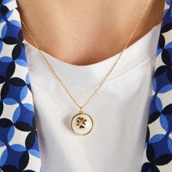 KATE SPADE Pearls On Pearls Clover Charm pendant necklace - Picture 4 of 4